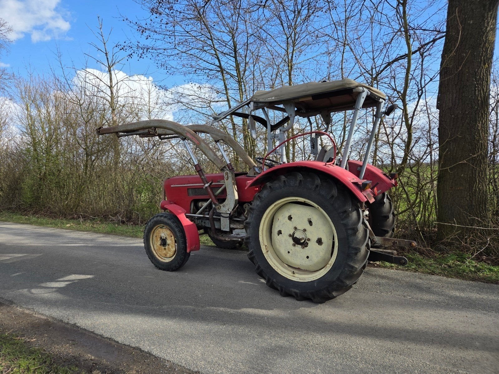 Schlüter sf3410 avec chargeur frontal, Articles professionnels, Enlèvement