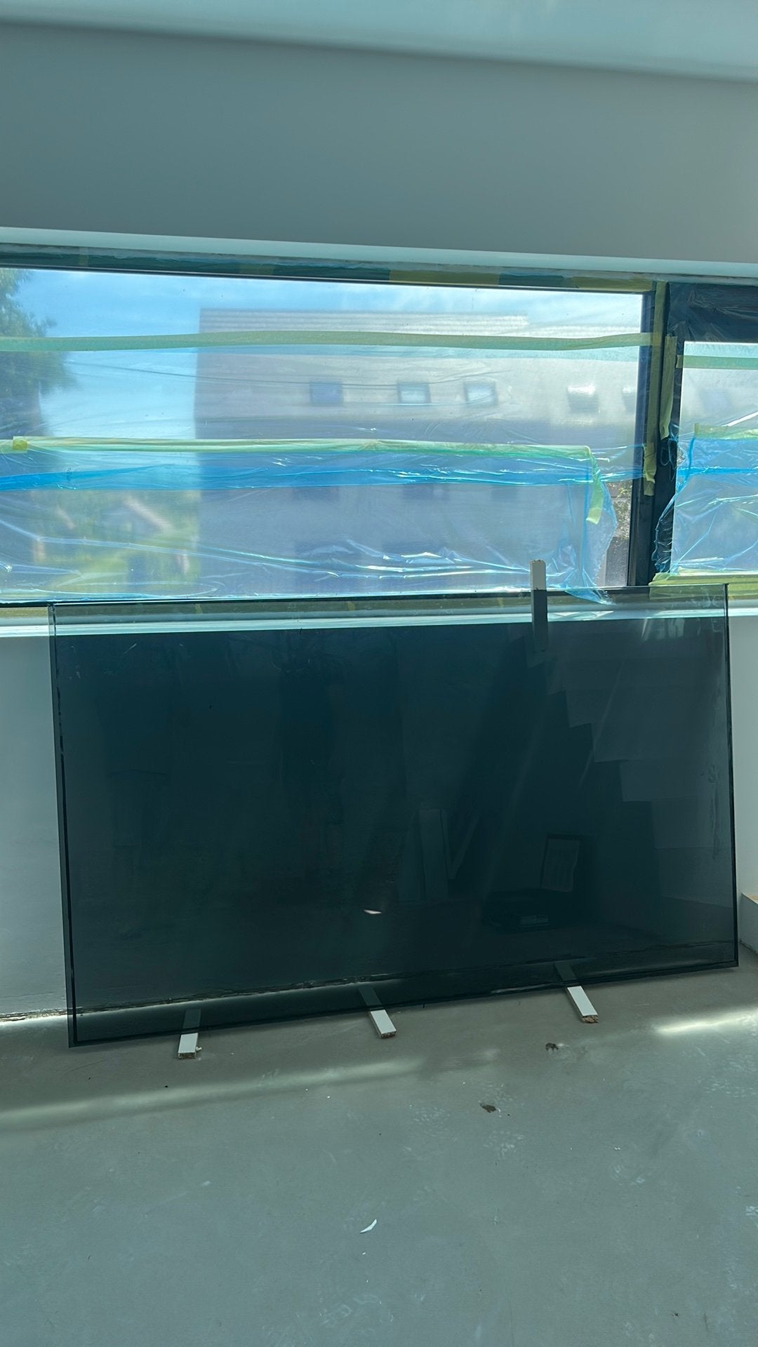 Douchescherm smoked glas, Huis en Inrichting, Ophalen, Zo goed als nieuw