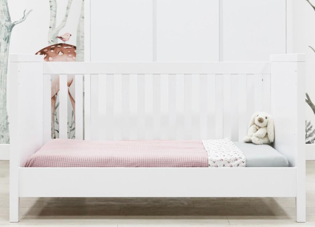 Bopita babybed 70x140 Corsica Wit, Kinderen en Baby's, Kinderkamer | Bedden, Ophalen, Gebruikt, 70 tot 85 cm, Lattenbodem