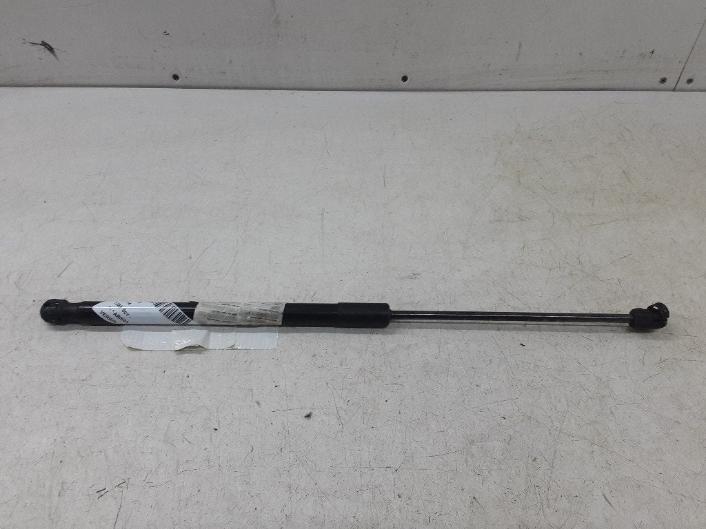 VERIN A GAZ Audi A1 (8X1 / 8XK) (8X3827552), Mevr. I. Hauben, Audi, Utilisé, Rue de l'Espoir 34 34
4030  GRIVEGNÉE, BE