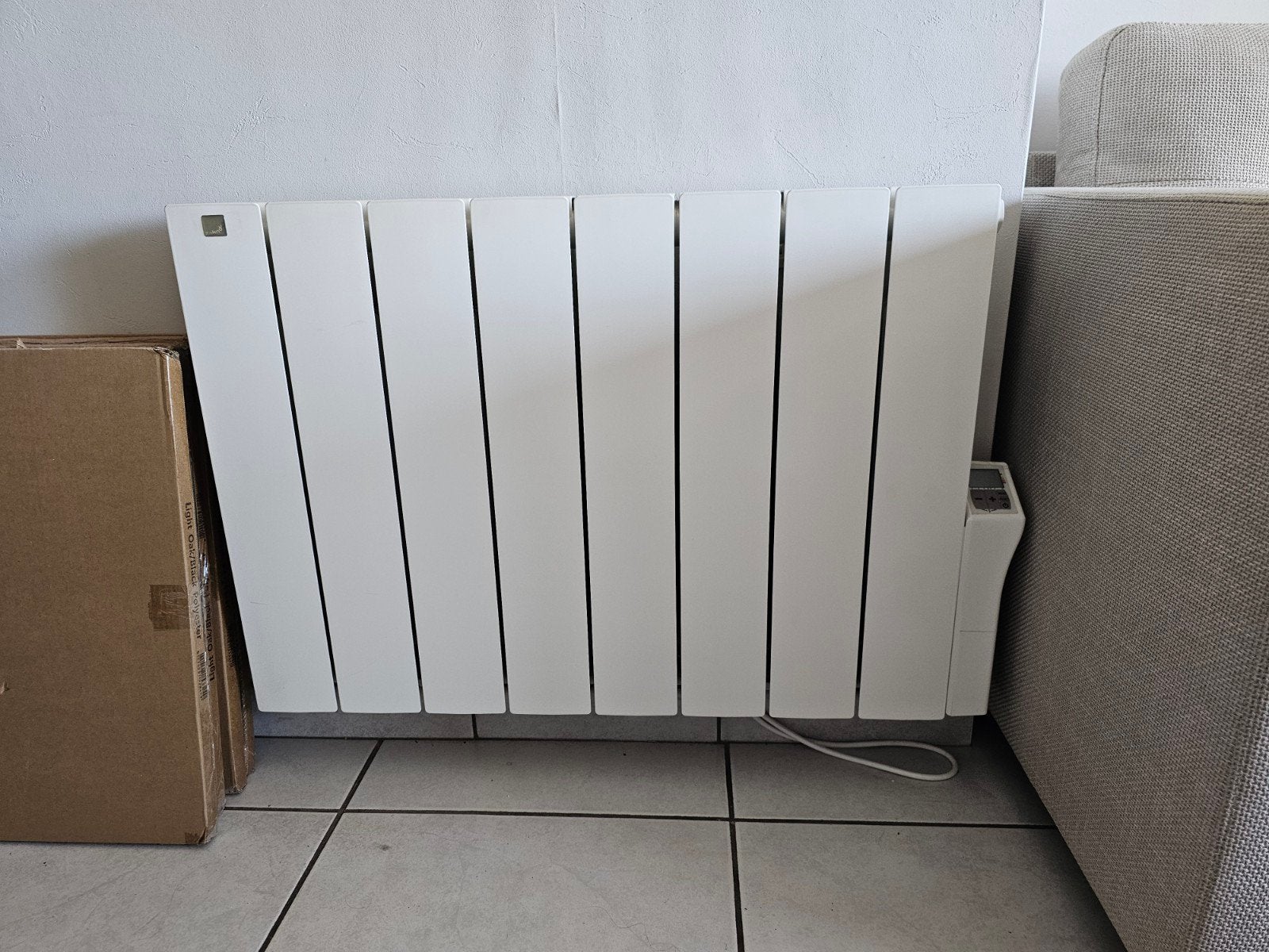 Zehnder elektrische designradiator 1500W, Doe-het-zelf en Bouw, Verwarming en Radiatoren, Ophalen, Thermostaat