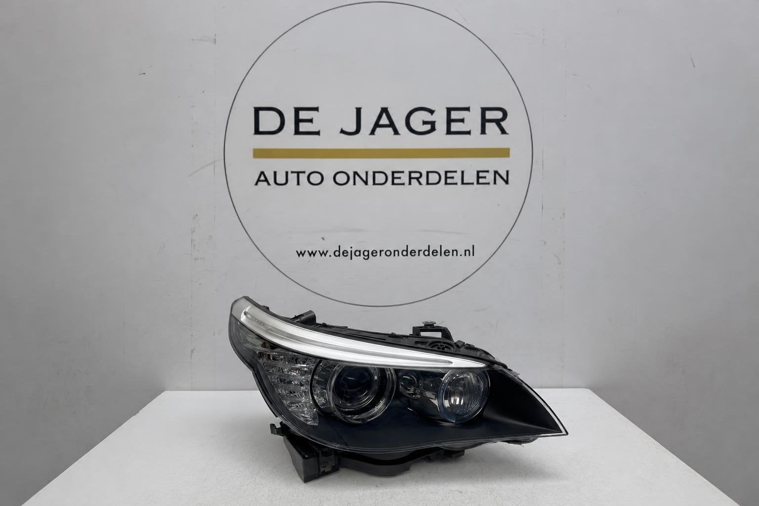 BMW 5 E60 FL Bi-Xenon Koplamp rechts 1ZS16900914, Petuelring 130
80788  Munich, DE, Gebruikt, Info@bmw.de, BMW