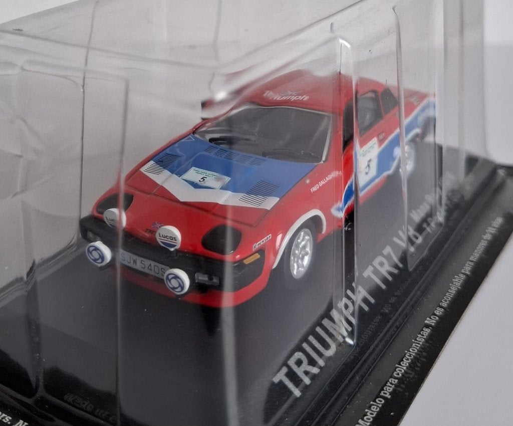 Triumph TR7 V8 - 1978 -, Hobby & Loisirs créatifs, Voitures miniatures | 1:43, Enlèvement ou Envoi, Neuf, Voiture, Autres marques