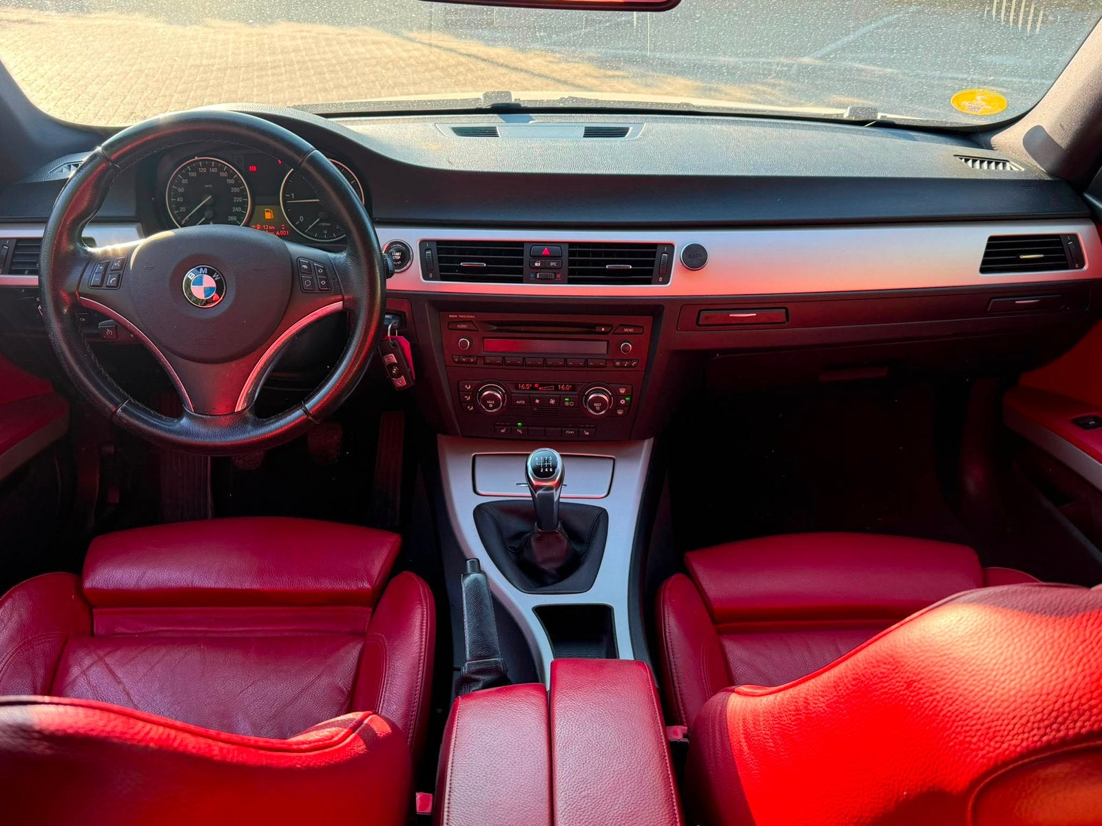 BMW 320D Coupé - Sportline - Red Interior - Euro 5 Motor ok, Autos, Euro 5, Achat, Cruise Control, Entreprise