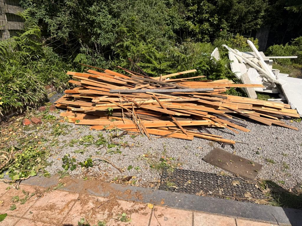 Gratis brandhout, Ophalen
