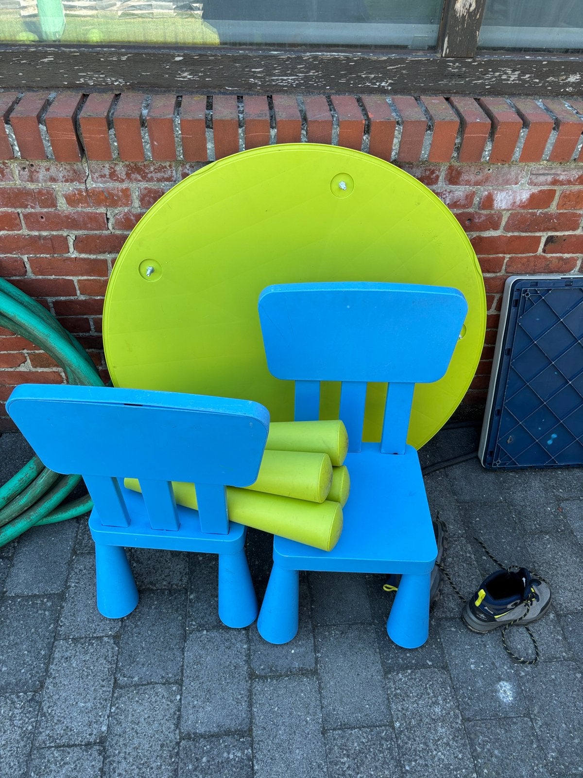 Kindertafel met 2 stoelen, Kinderen en Baby's, Ophalen, Gebruikt