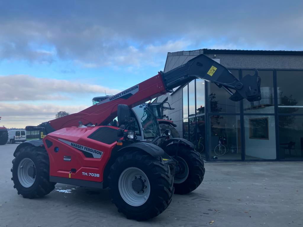 Massey ferguson TH7038, Zakelijke goederen, Landbouw | Tractoren, Ophalen, Massey Ferguson