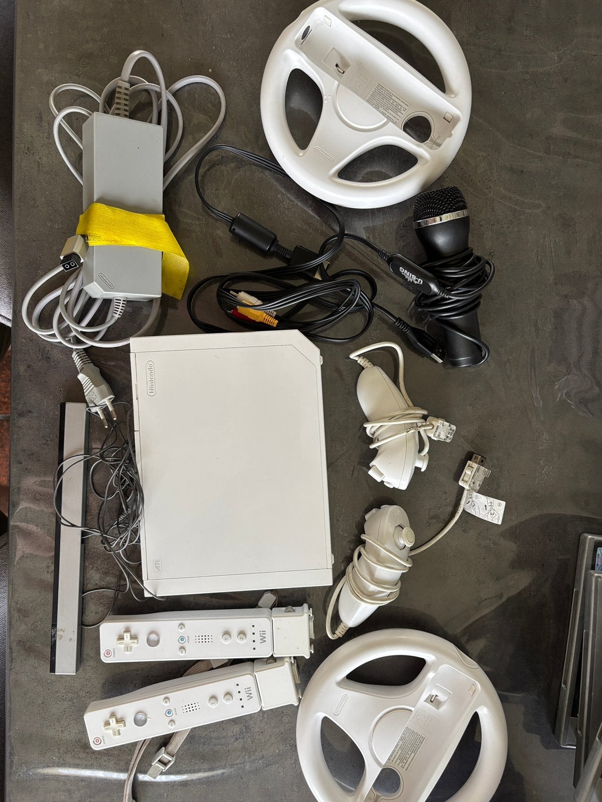 Wii + enkele games, Games en Spelcomputers, Spelcomputers | Nintendo Wii, Ophalen, Gebruikt