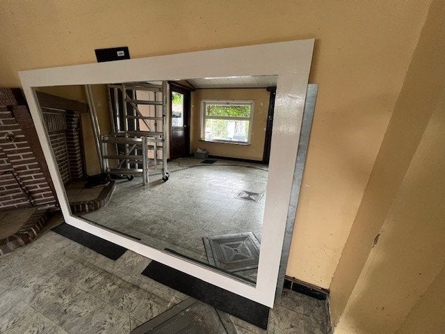 TRÈS GRAND MIROIR, Maison & Meubles, 125 cm ou plus, Comme neuf, Enlèvement, 200 cm ou plus