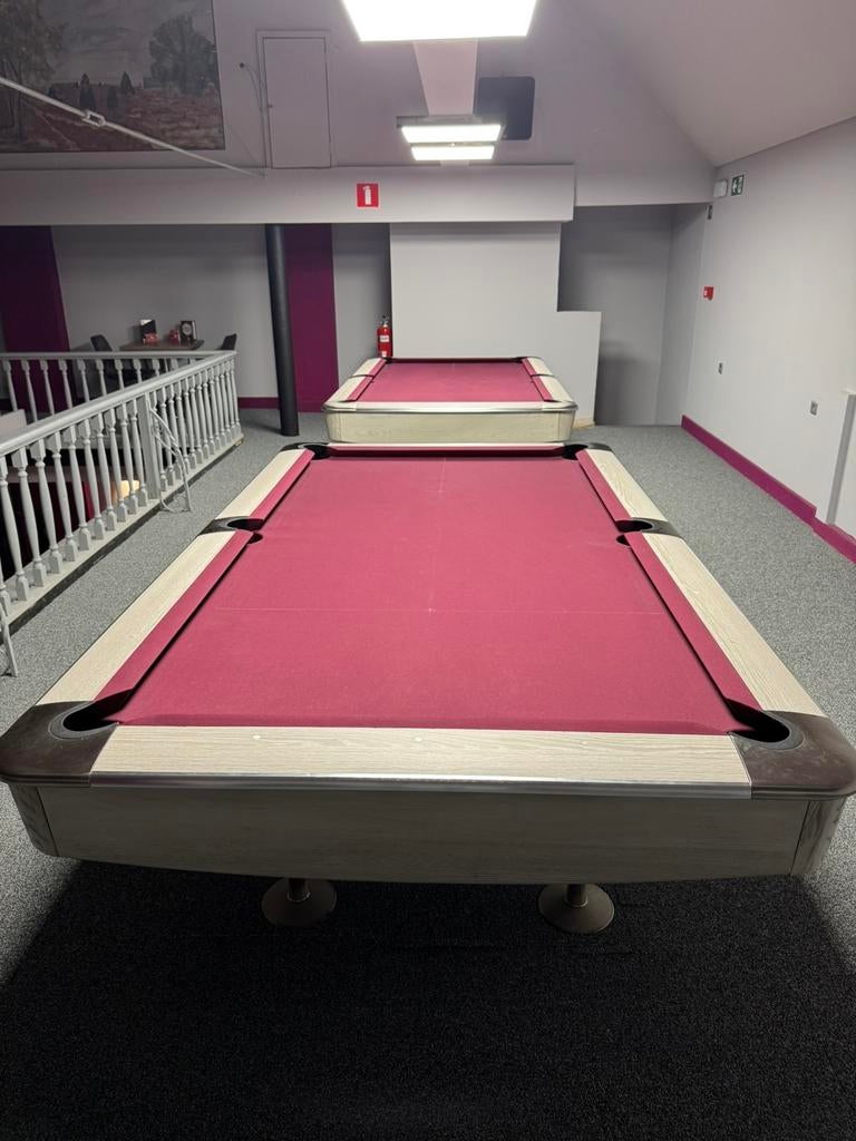 Table de billard Nevada de 8 pieds, Sports & Fitness, Billards & Billards américains, Comme neuf, Table de billard, Table de billard