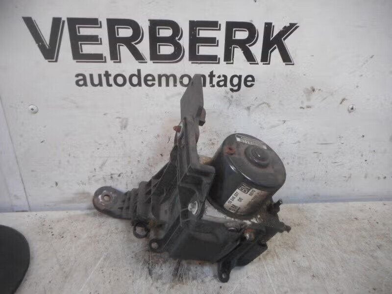 ABS POMP Opel Astra H GTC (L08) (13246537BN), Bahnhofsplatz 65423 Rüsselsheim am Main, DE, Enlèvement ou Envoi, Opel, Opel Automobile GmbH