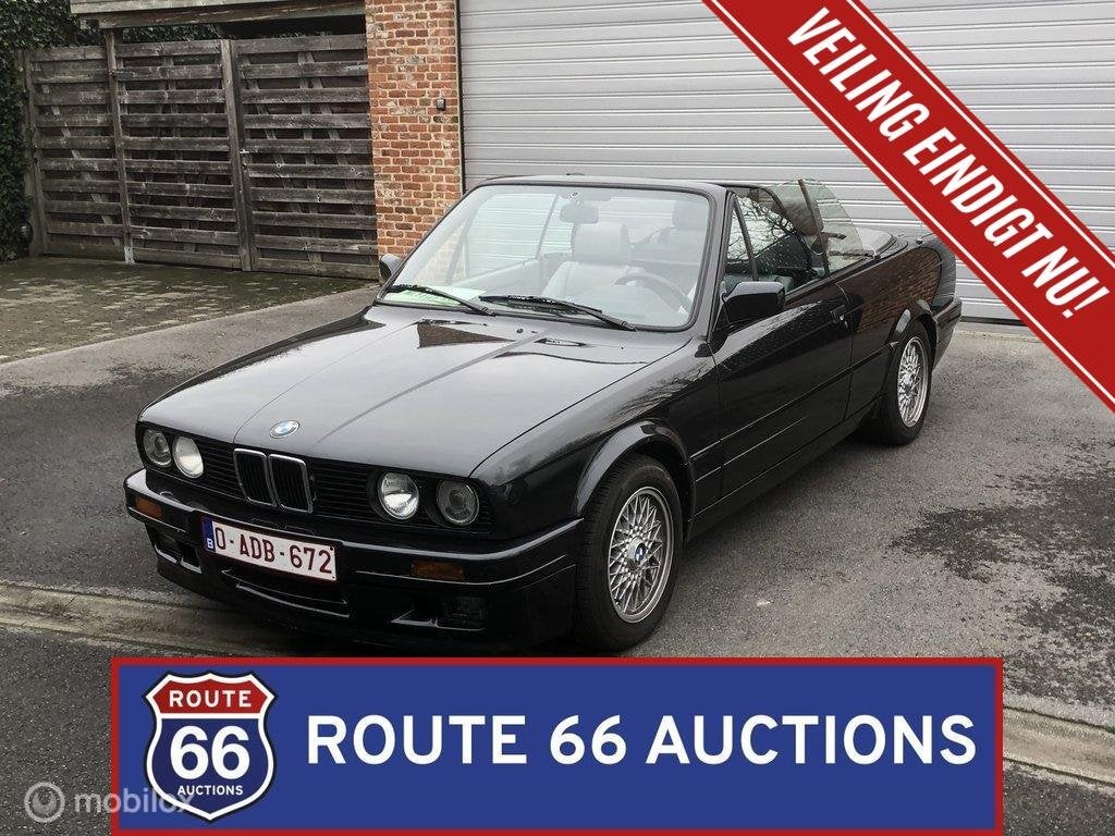 BMW 325i Cabriolet E30 | 1992 | Route 66 Auctions, Auto's, Zwart, Bedrijf, Handgeschakeld, Overige carrosserie