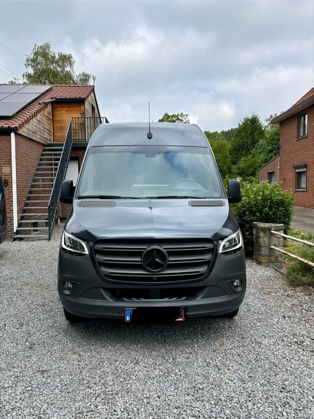 Mercedes Sprinter 319 L2H2 3,5T sleep, Autos, Camionnettes & Utilitaires, Cuir, Argent ou Gris, Achat, Euro 6