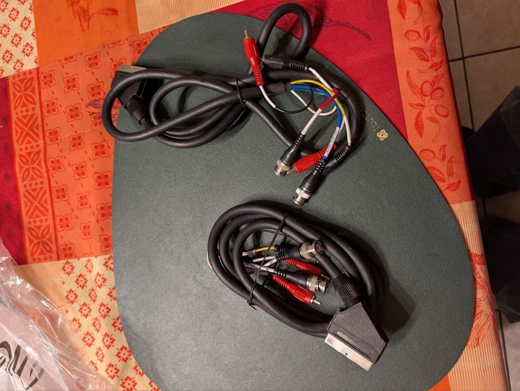 SCART VERS AUDIO CINCH, Enlèvement ou Envoi