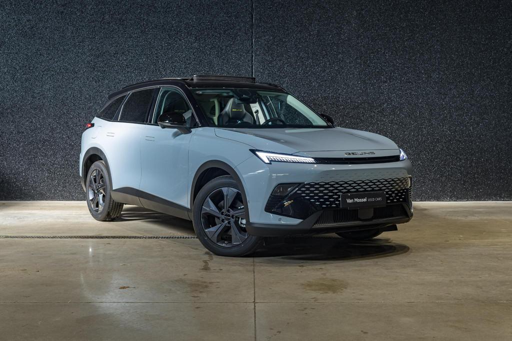 BAIC Beijing X55 1.5T 7-DCT LUXURY - 5j Fabrieksgarantie - F, Auto's, Stof, Gebruikt, 4 cilinders, 178 g/km