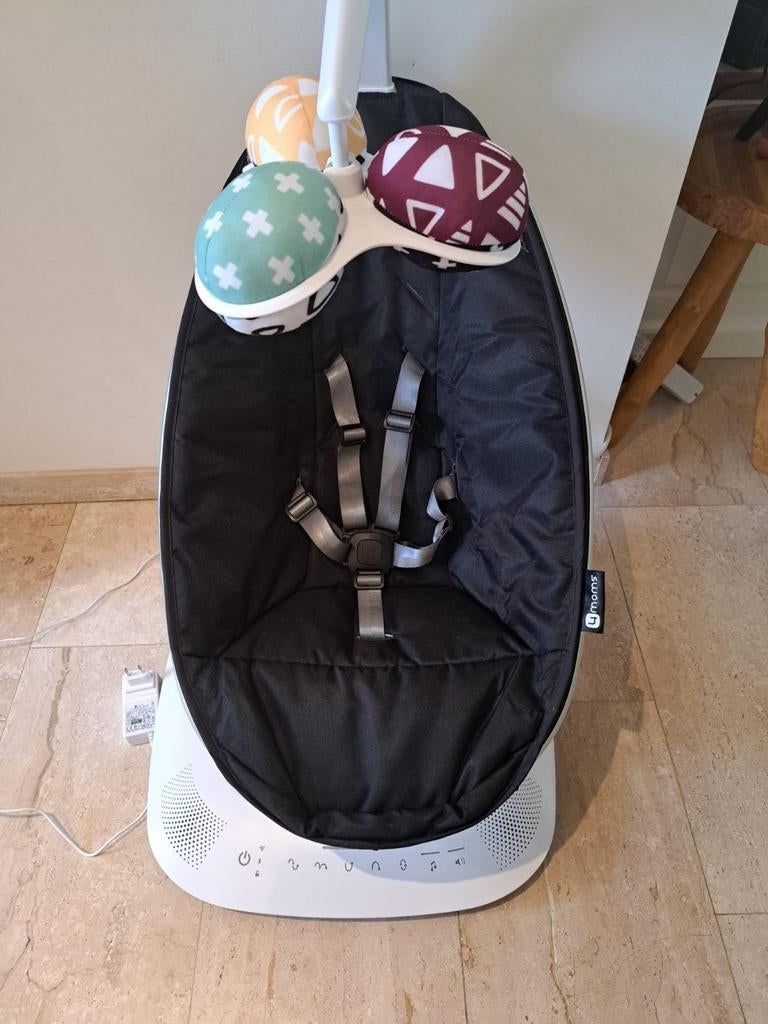 MamaRoo 5 babyswing, Kinderen en Baby's, Schommelstoel, Verstelbaar, Zo goed als nieuw, Ophalen