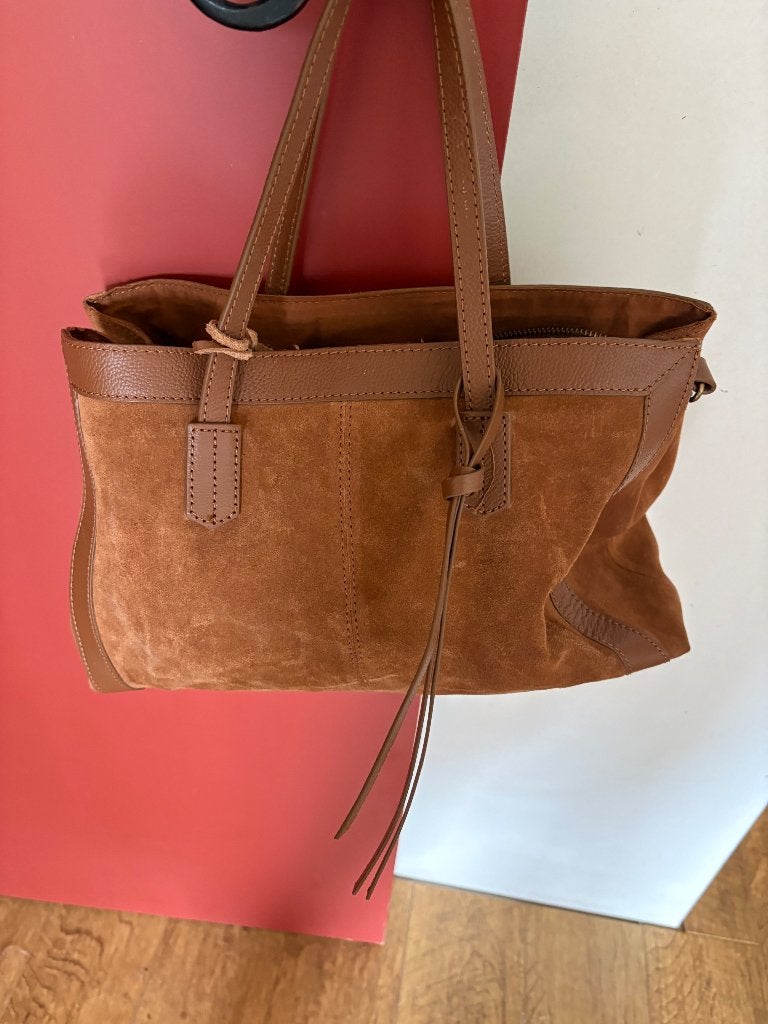 Leren handtas cognac – suède/nubuck look – zeer goede staat, Ophalen of Verzenden, Zo goed als nieuw, Handtas
