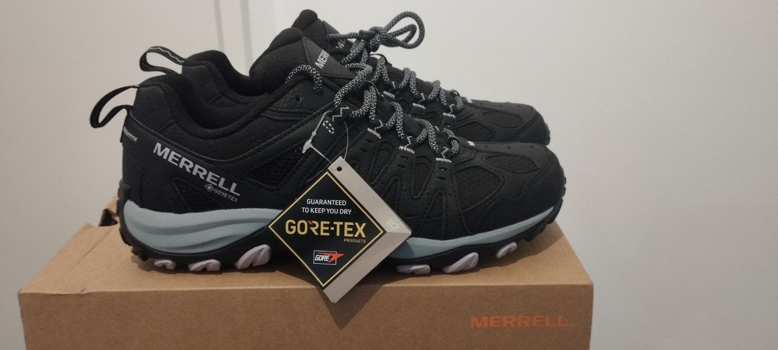 Merrell Goretex schoenen, Ophalen