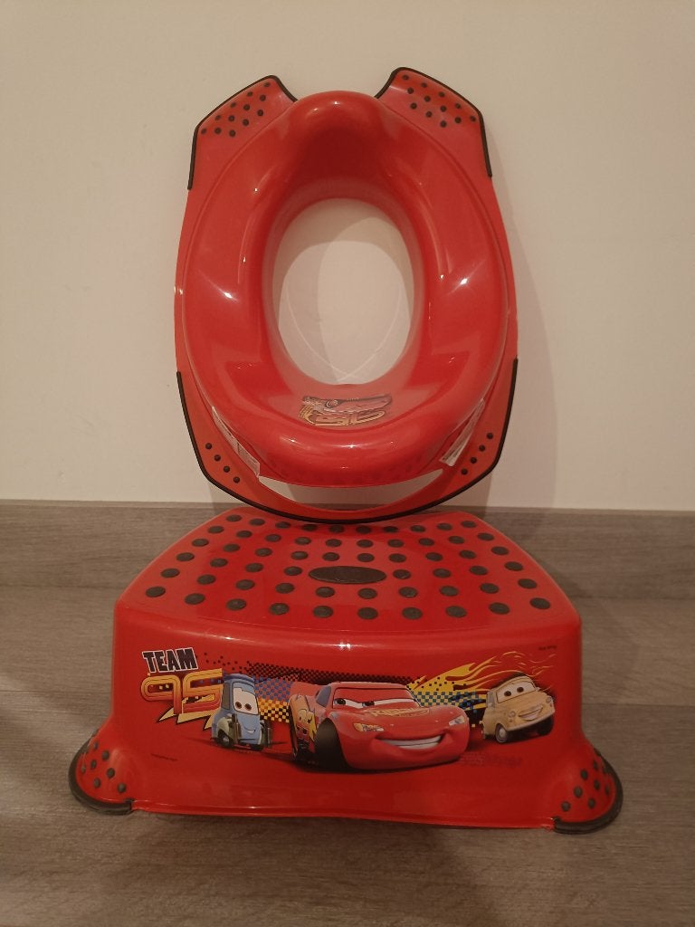 Verklein wc-bril & opstapje Cars, Ophalen, Zo goed als nieuw