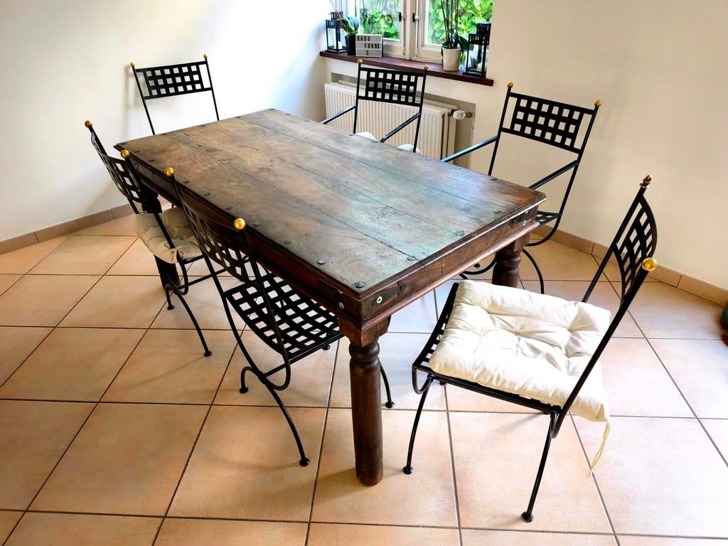 Table + chaises classique, solide, reconditionnée ., Maison & Meubles, Enlèvement