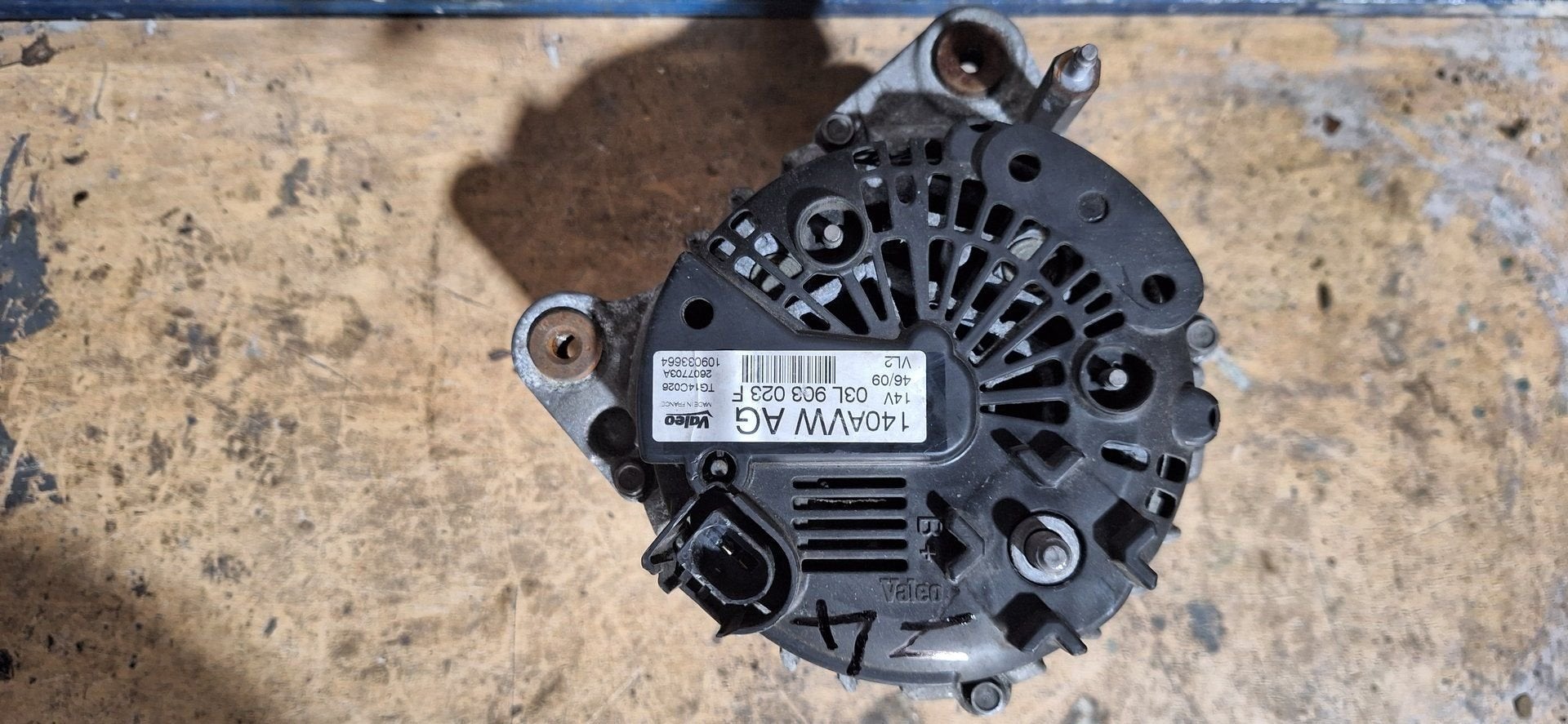 Originele Dynamo VW Golf Passat Audi A3 A4 2.0 TDI 140A 03L9, -, Audi, Utilisé, -