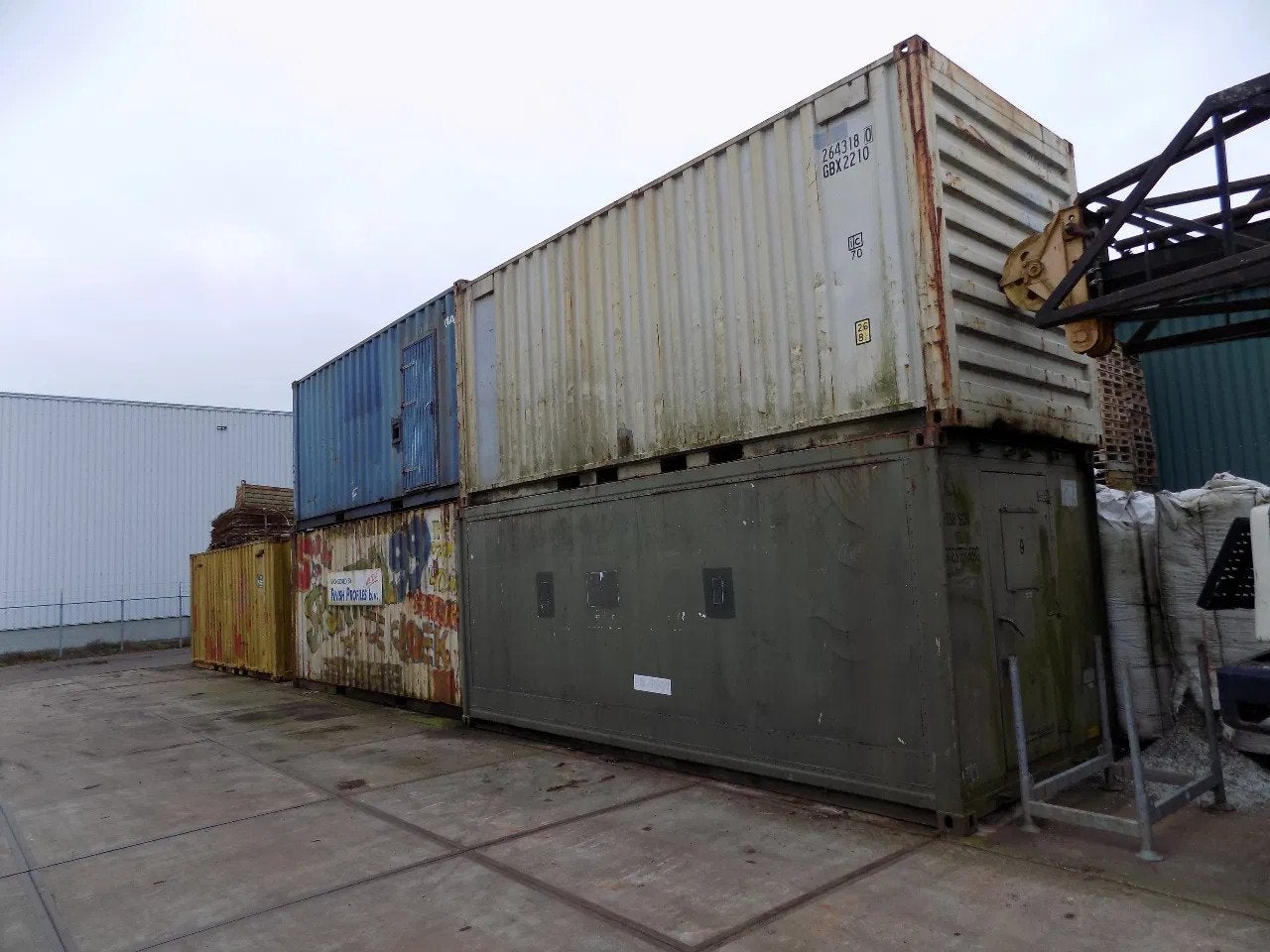 10 ft and 20 ft container good condition 20 ft containers en