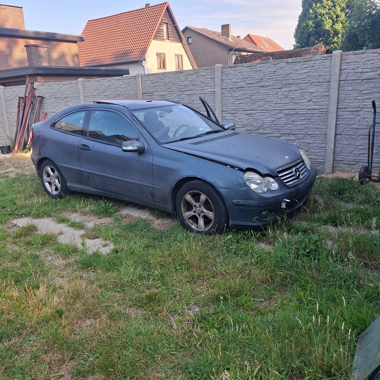 Mercedes 220 diesel onderdelen, Auto's, Mercedes-Benz, Particulier, Diesel, Te koop