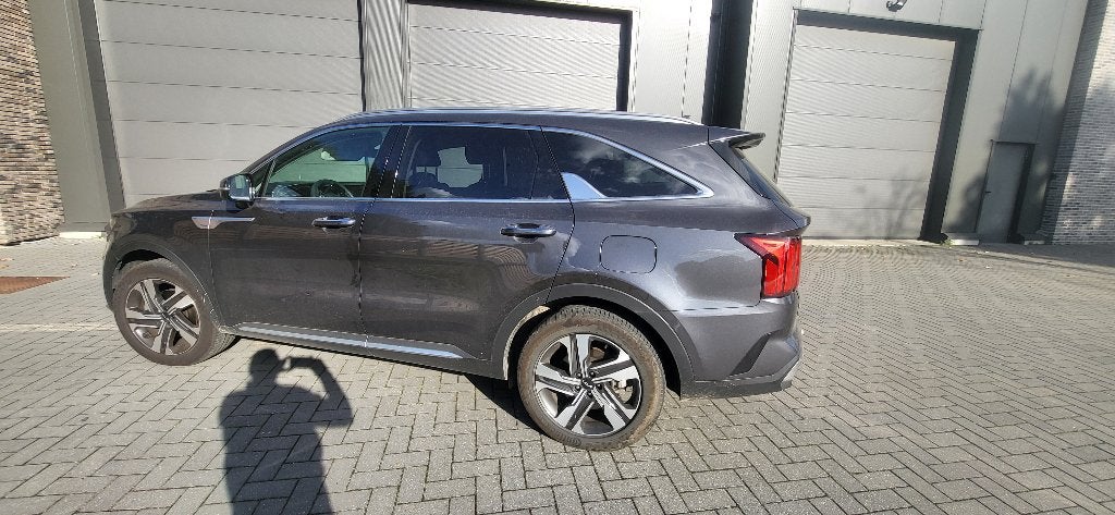 Kia Sorento 1.6 T-GDi PHEV 4WD Pace V2, Auto's, Automaat, Dealer onderhouden, Leder, SUV of Terreinwagen
