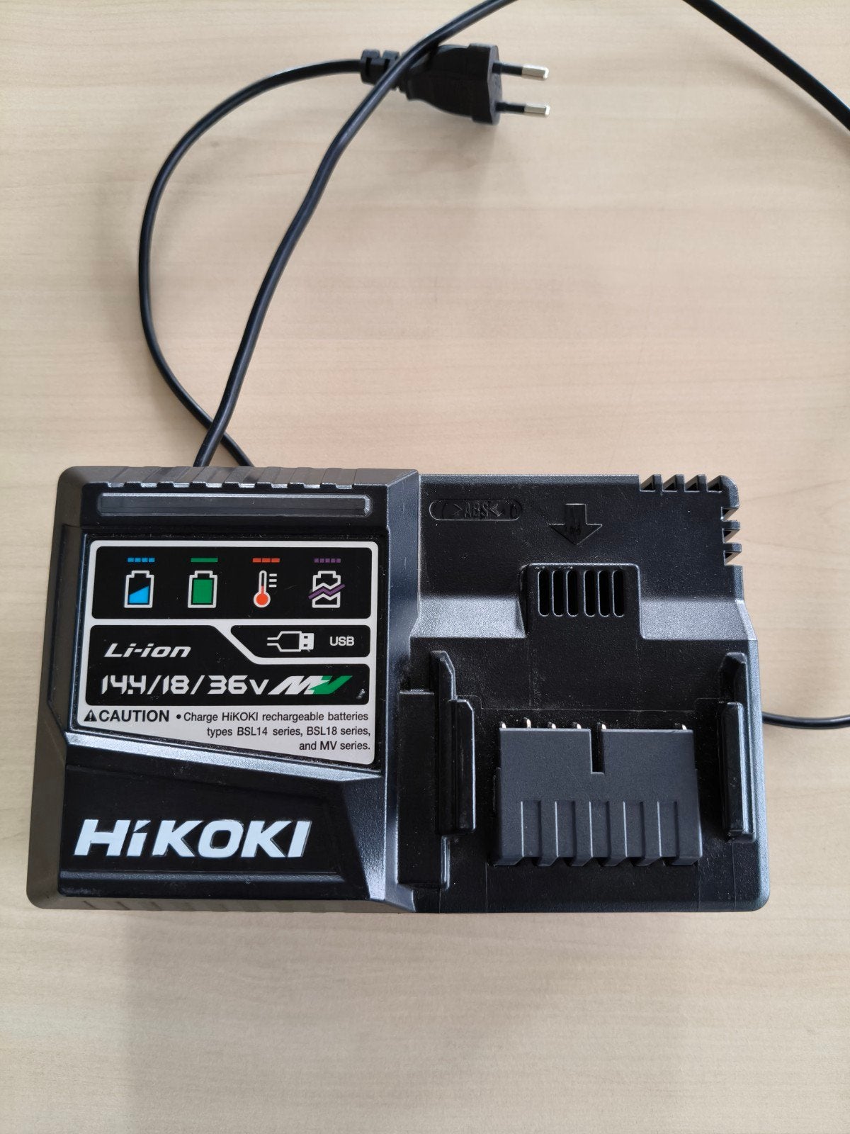 Hi koki batterij lader, Elektronische apparatuur, Ophalen of Verzenden