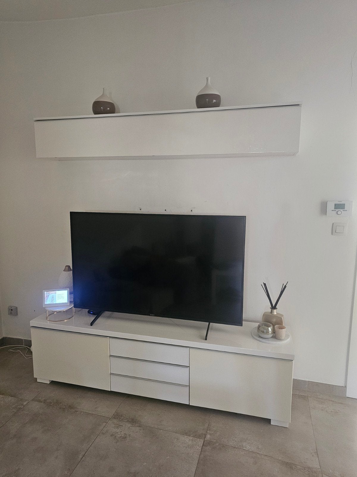 Witte tv-kast + zwevende wandkast, Huis en Inrichting, Ophalen, Gebruikt, 150 tot 200 cm, Minder dan 100 cm