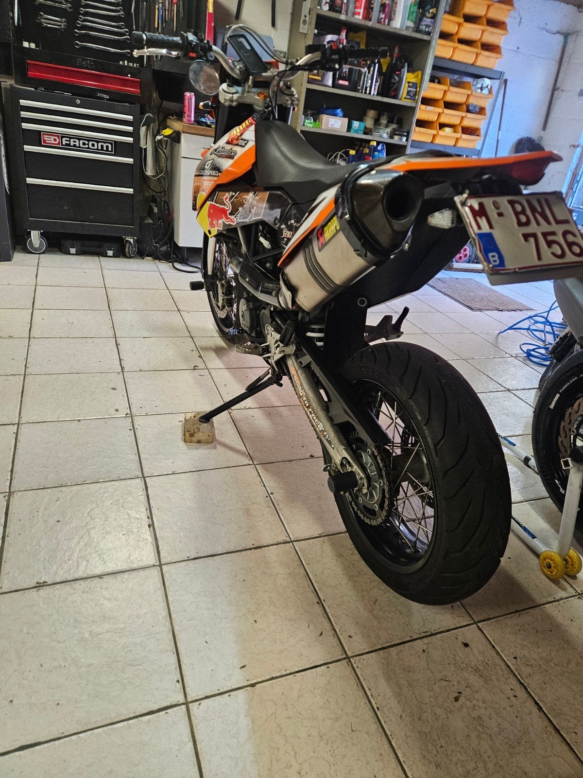 ktm smc690, Bedrijf, Enduro, 1 cilinder