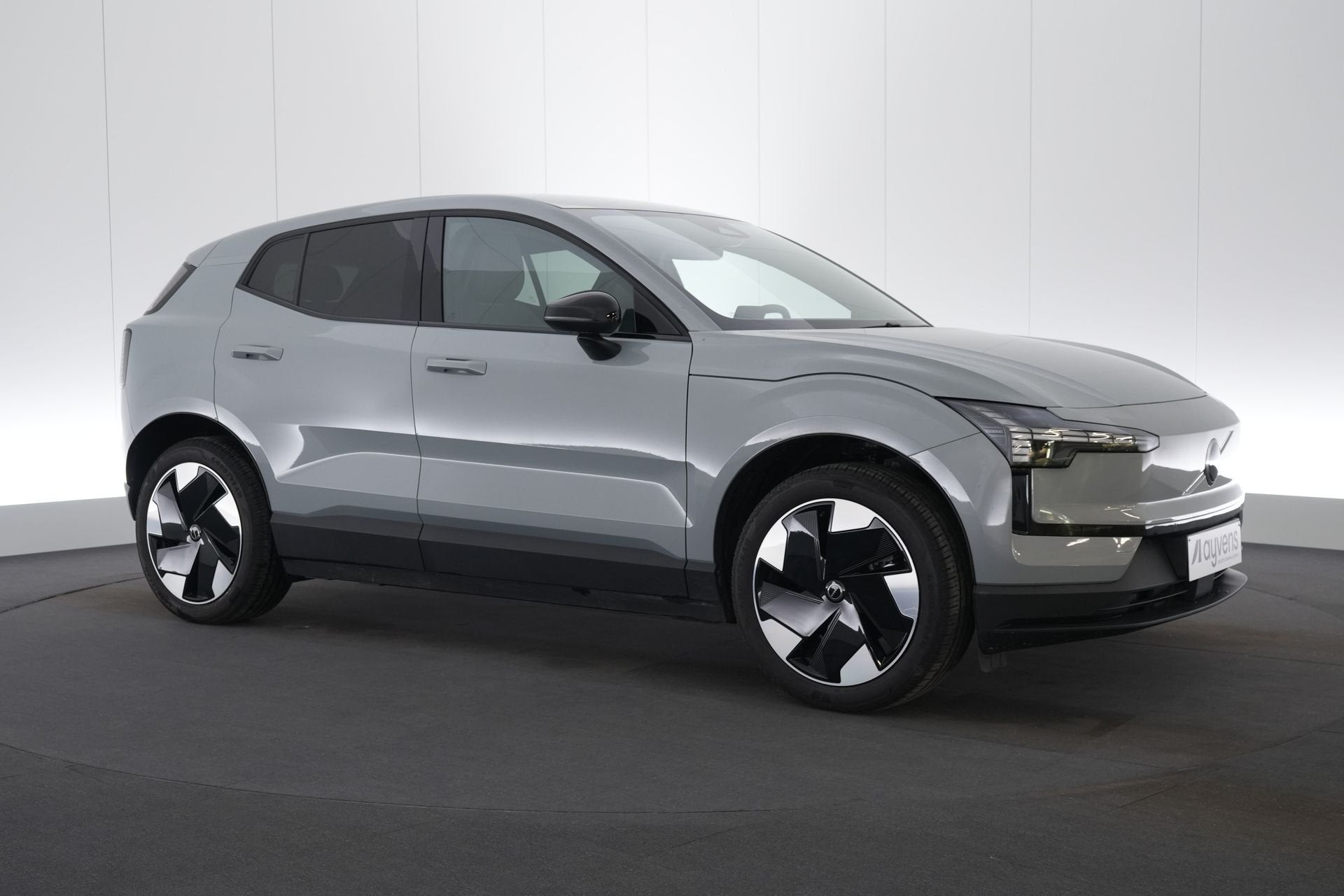(2JAF542) VOLVO EX30, Argent ou Gris, Achat, Alarme, Entreprise