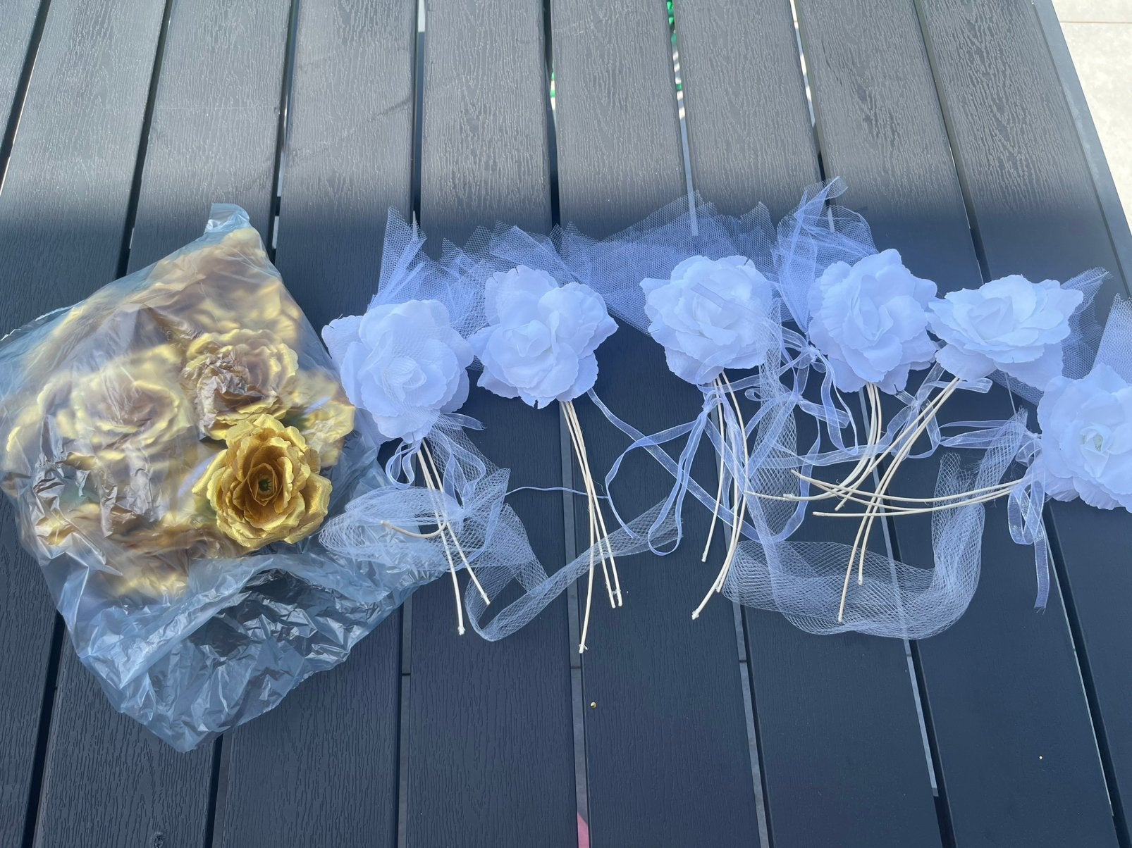 Plastic bloemen (van huwelijk), Ophalen, Zo goed als nieuw