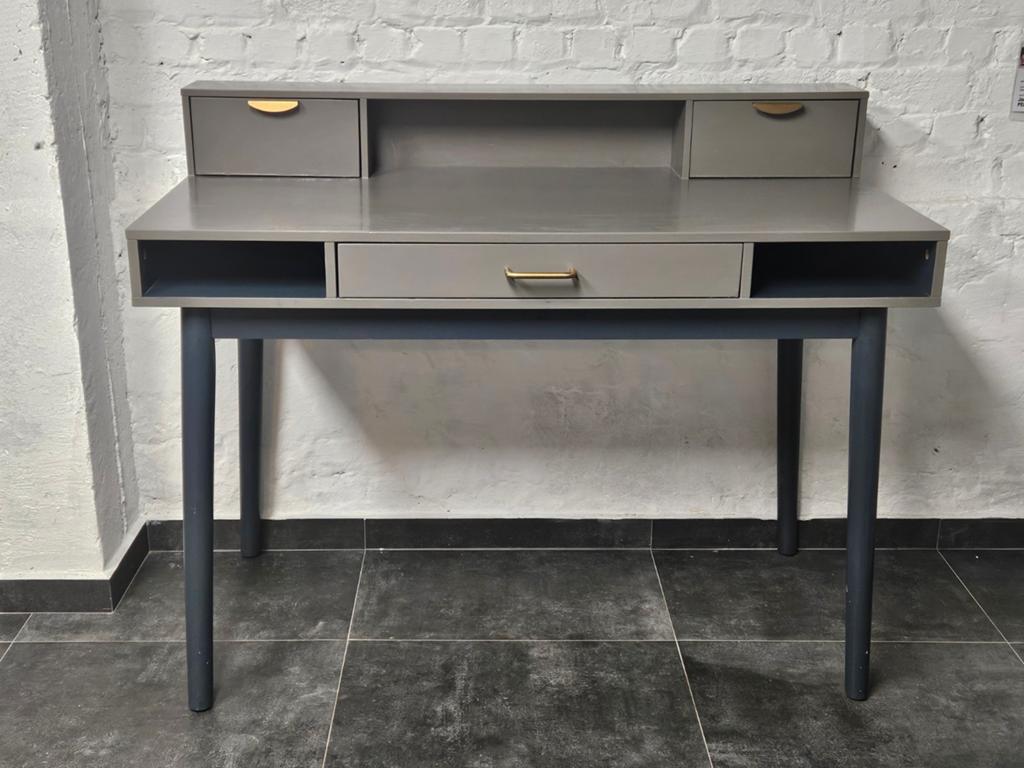 Bureau de travail à domicile, Maison & Meubles, Tables | Coiffeuses