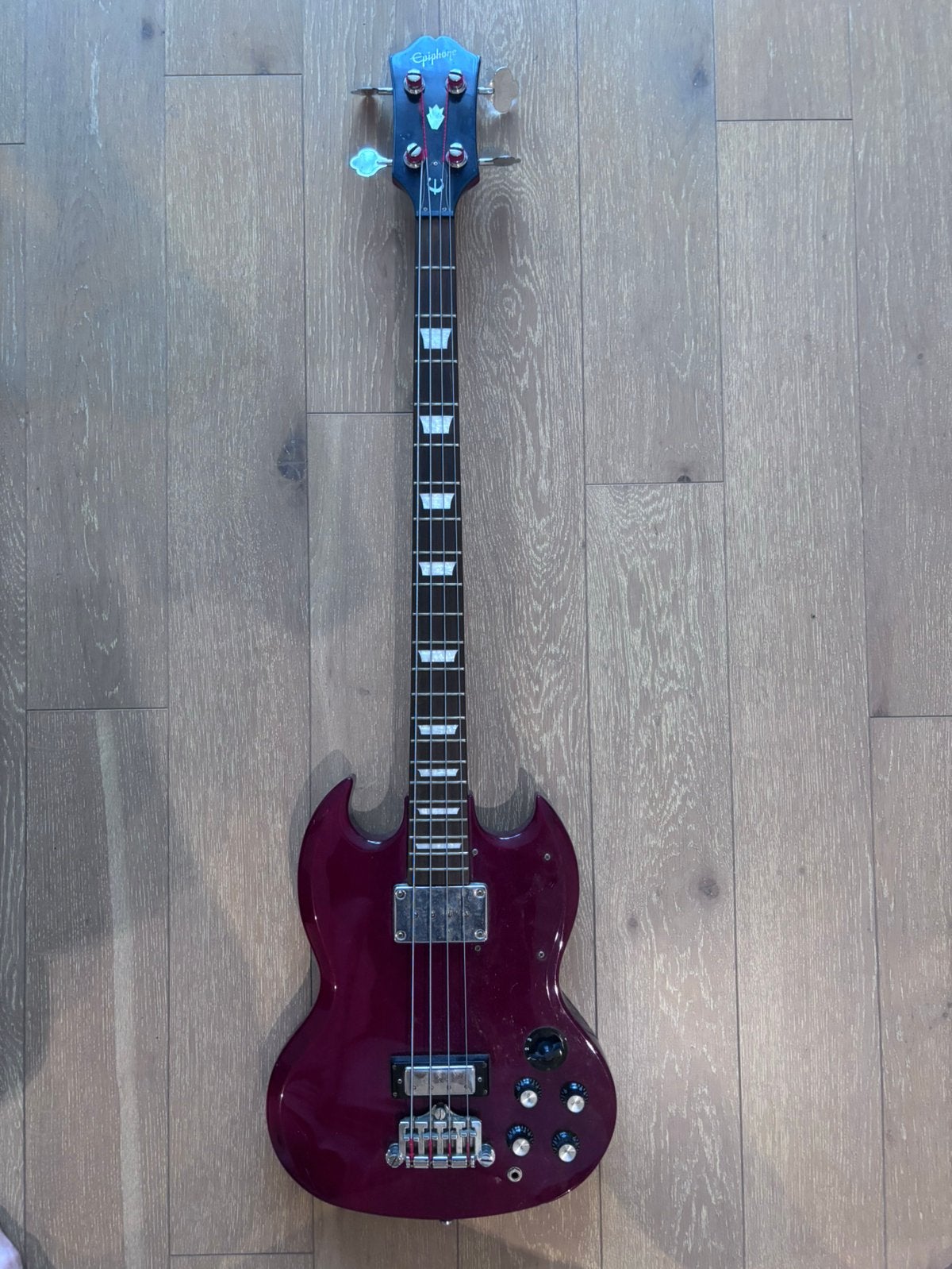 Epiphone EB-3 CH (sans pickguard), Musique & Instruments, Enlèvement, Utilisé, Guitare basse électrique