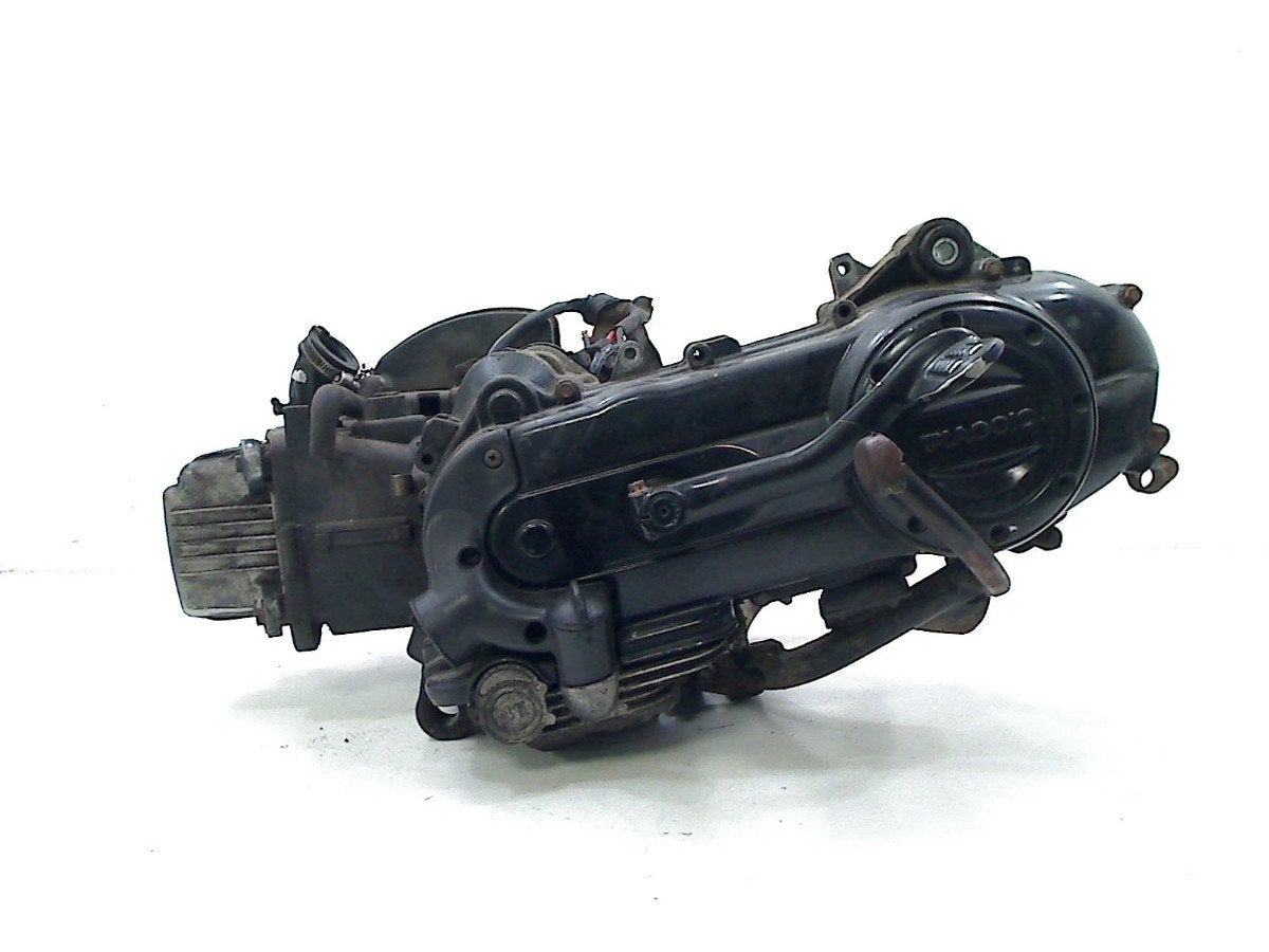 BLOC MOTEUR Piaggio LX 50 4T 2010-2013 (C38 2V EMEA 50cc), Piaggio, P.J. Troelstraweg 8 8
3144 CX  MAASSLUIS, NL, Info@cama-motorparts.nl