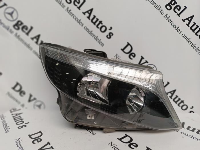 Koplamp rechts van een Mercedes Vito, Gebruikt, -, Ophalen of Verzenden, -
