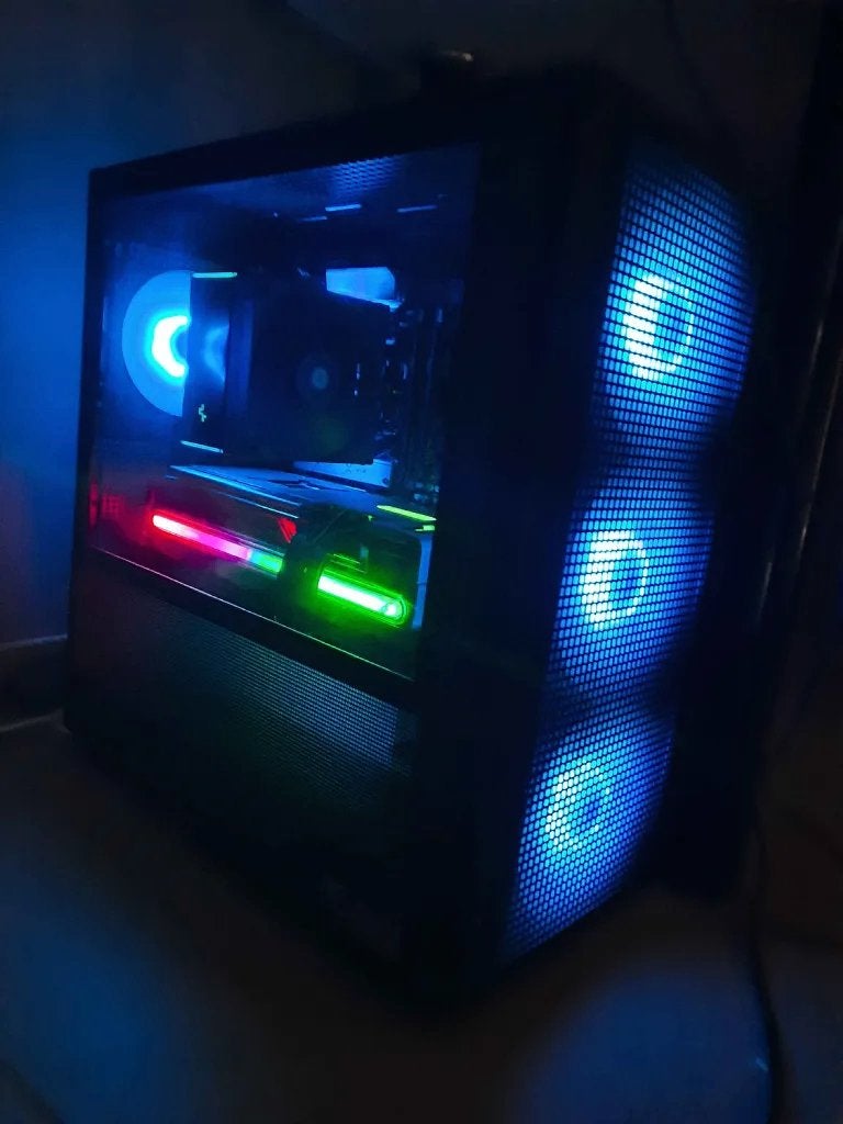 Krachtige Gaming PC Ryzen 9 9900X + RX 7800 XT, Computers en Software, Ophalen, AMD Ryzen 9 9900X, Zo goed als nieuw, Gaming