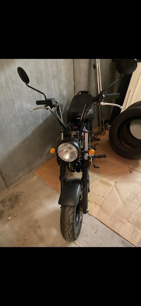 Bullit 125 comme neuf peu utilisé, Motoren, Particulier, Nieuw