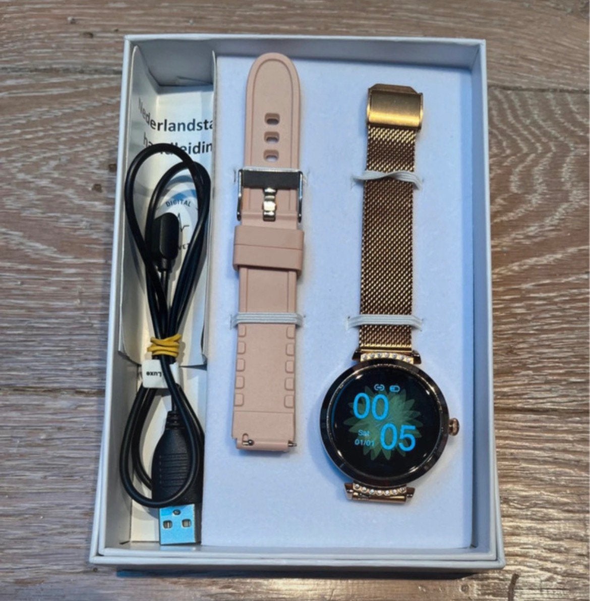 Smartwatch Digital Nativez, Handtassen en Accessoires, Smartwatches, Gebruikt, Android, Roze, Calorieverbanding, Hartslag, Slaap