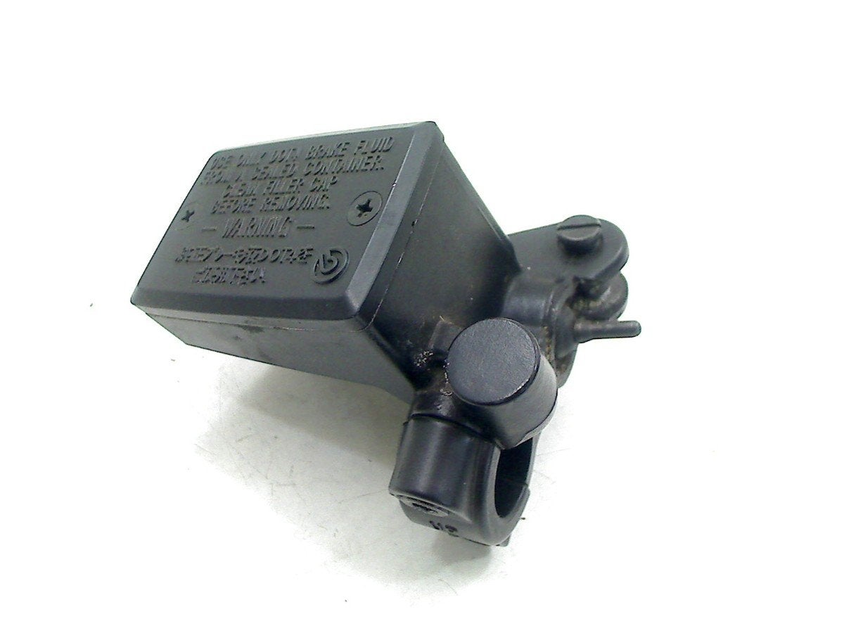 FREIN MAITRE CYLINDRE AVANT FZ 8 2011-2015 (FZ8 FAZER), Yamaha Motor Europe N.V., Utilisé, Customersupport@yamaha-motor.co.uk