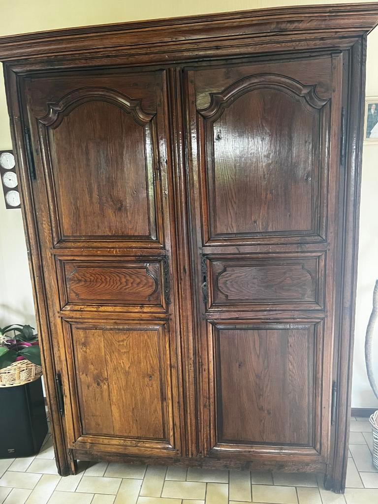 Tres belle  garde robe ancienne, Antiek en Kunst, Antiek | Meubels | Kasten, Ophalen