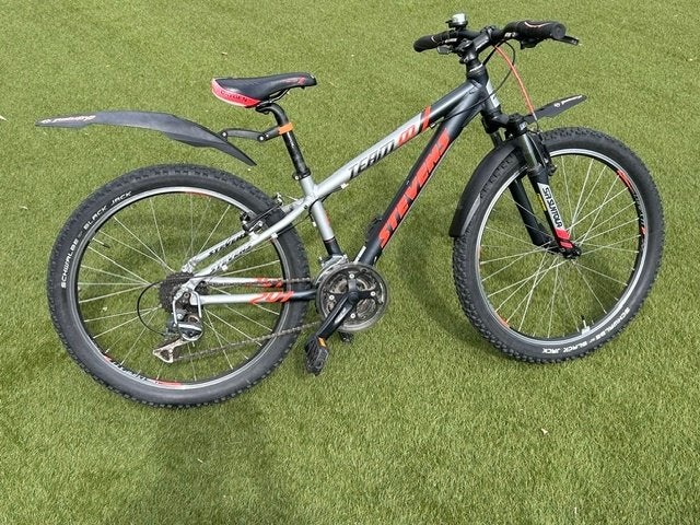 Vélo de montagne Stevens Team M 24 pouces pour enfants, Frein à main, Enlèvement, Utilisé, Frein sur jante