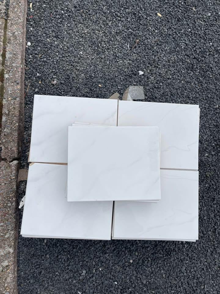 Wandtegel 25x20cm/2,5m2 €35, Ophalen