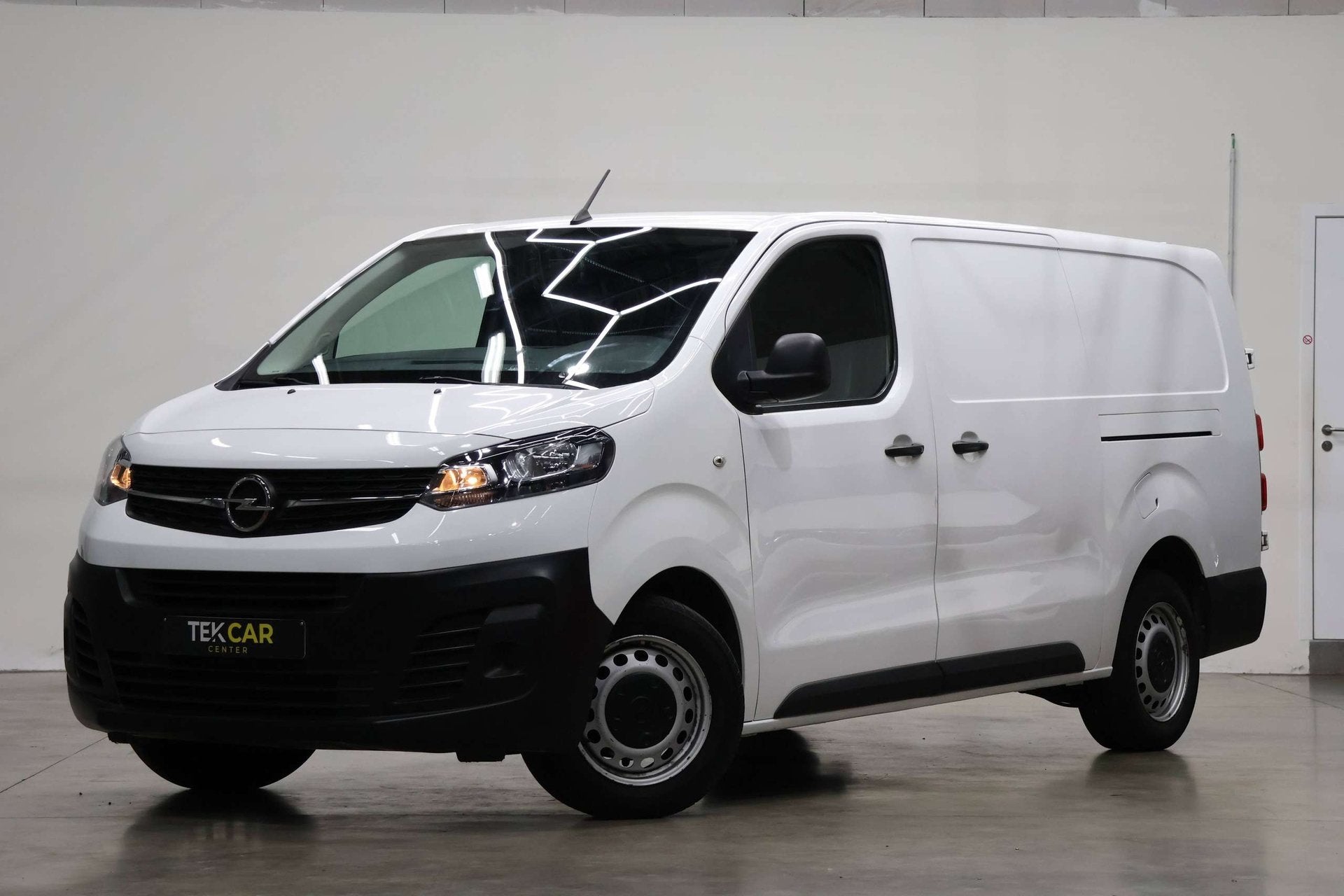 Opel Vivaro 1.5D Long version, Auto's, Stof, 4 cilinders, Traction-control, Bedrijf