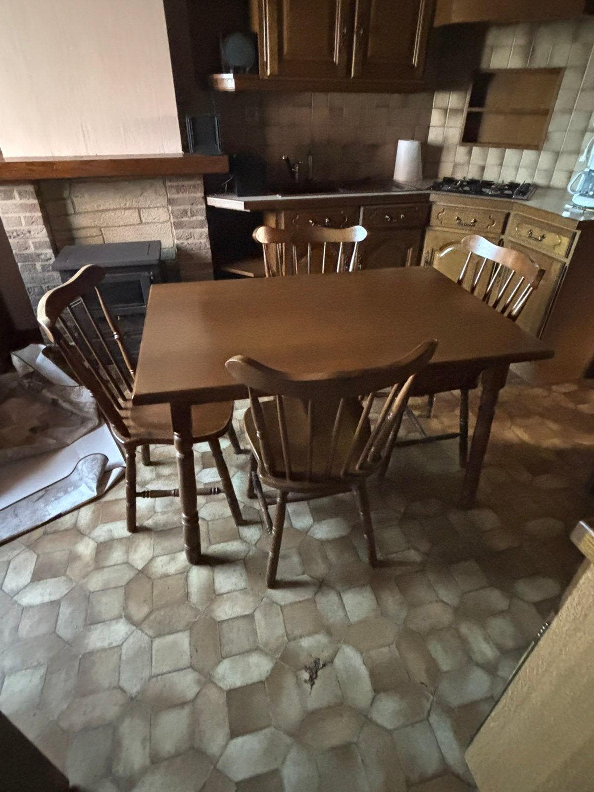 Table ancienne avec chaises, Maison & Meubles, Salles à manger complètes, Enlèvement, Comme neuf