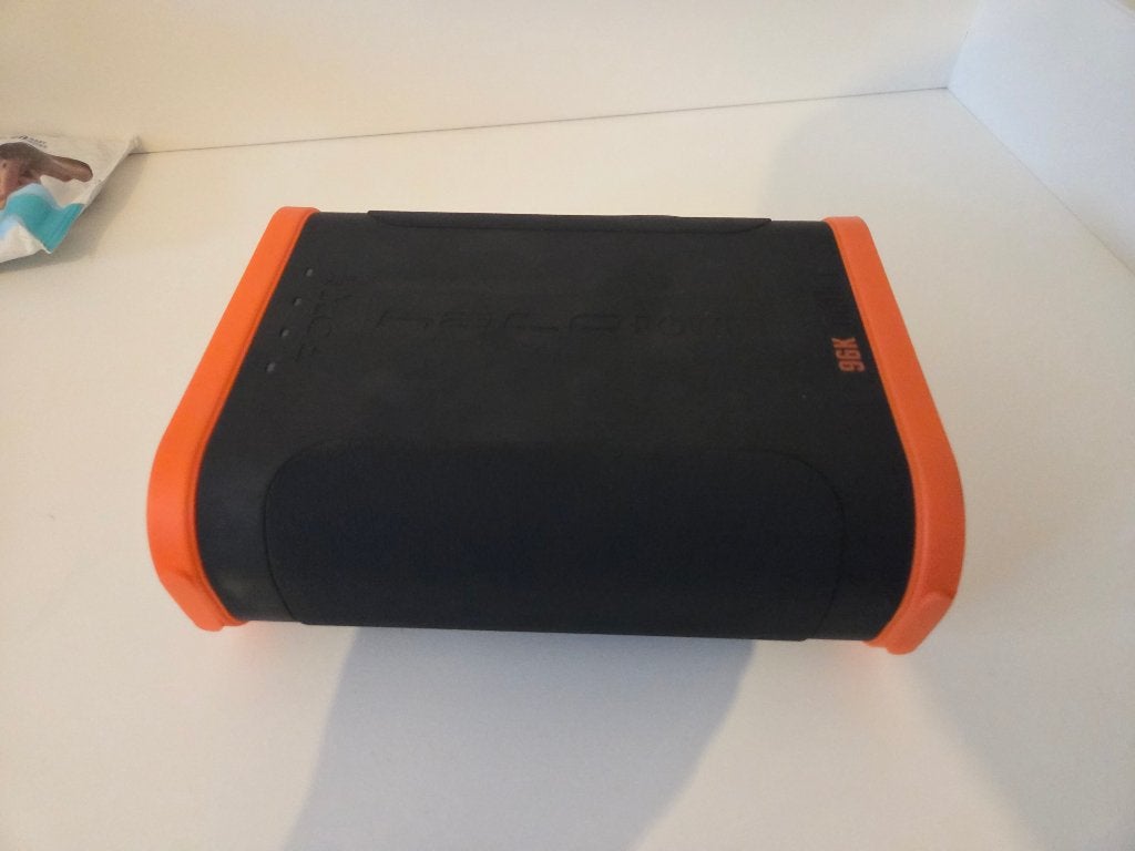 Fox powerbank 96k, Ophalen of Verzenden, Zo goed als nieuw, Complete set