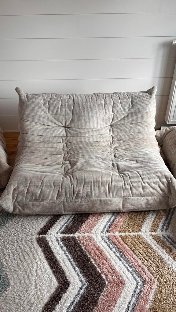 Canapé Togo 2 places Ligne Roset – Michel Ducaroy, Huis en Inrichting, Zetels | Zetels en Chaises Longues, Gebruikt, Ophalen