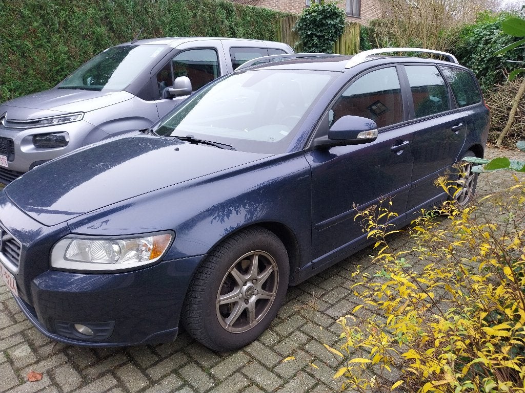 Volvo V50 1.6 diesel, Auto's, Voorwielaandrijving, Euro 5, 114 kW, Zwart