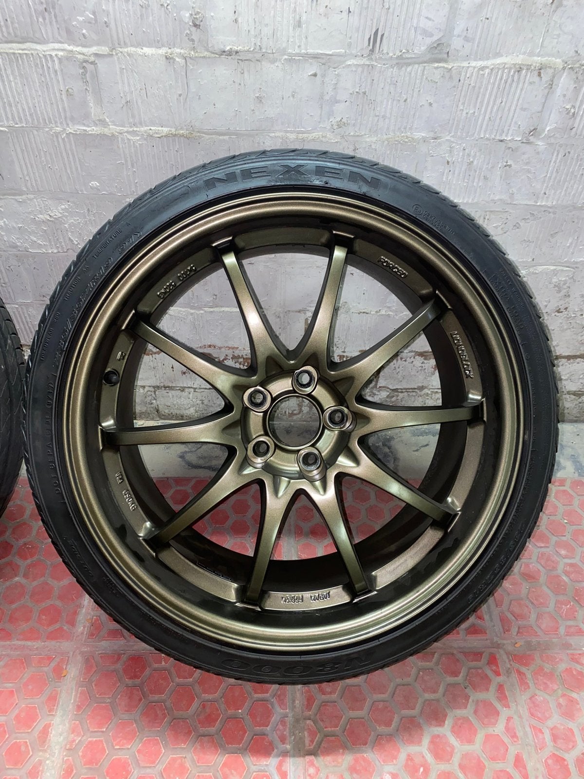 Japan Design 19 inch 5x108 Velgen + banden., Autos : Pièces & Accessoires, Pneus & Jantes, Enlèvement, 19 pouces, Pneu(s)